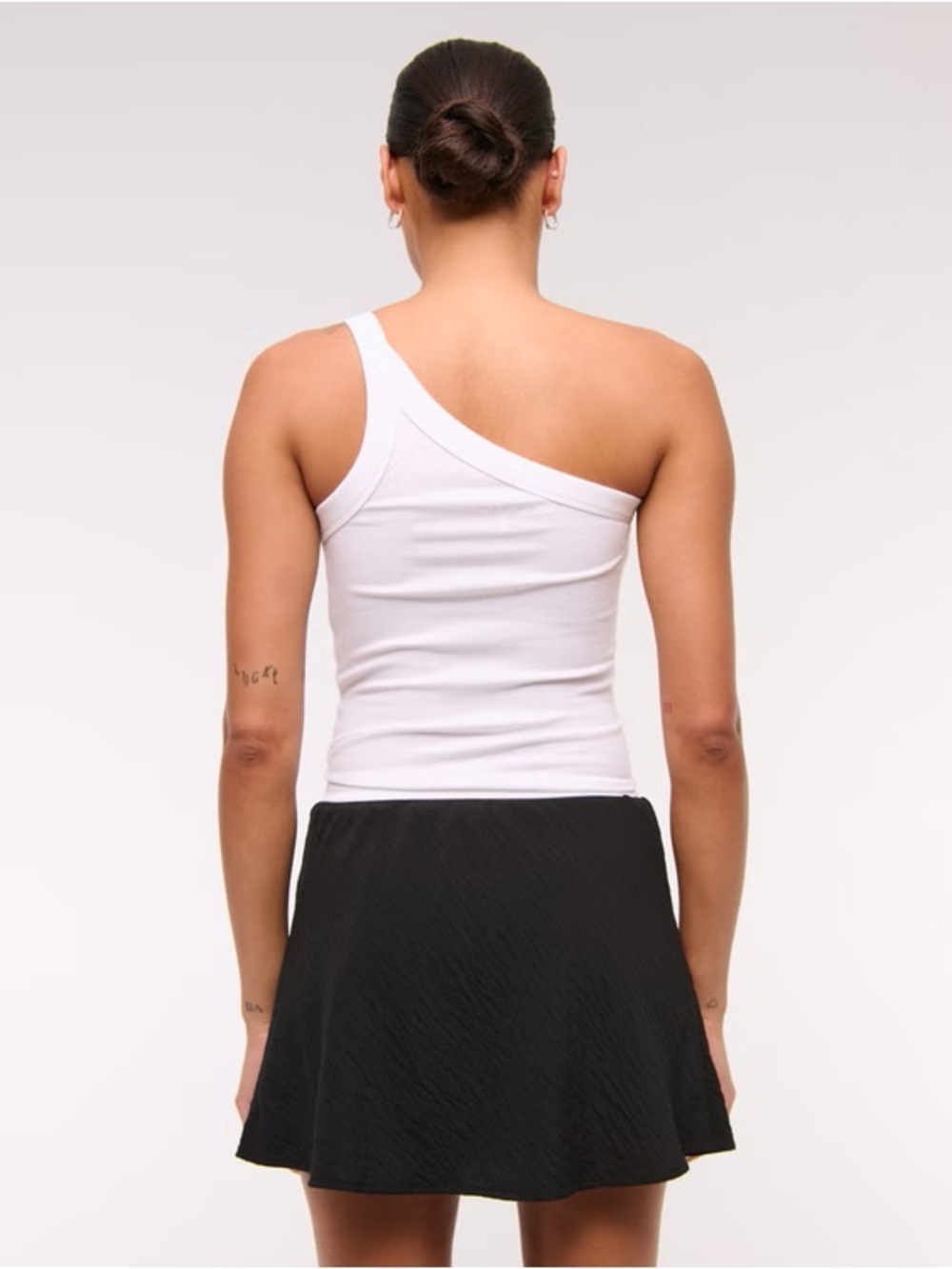 Abercrombie Sienna Mini Skort Black Size L High Waist Built-in Shorts NWT - Picture 5 of 16